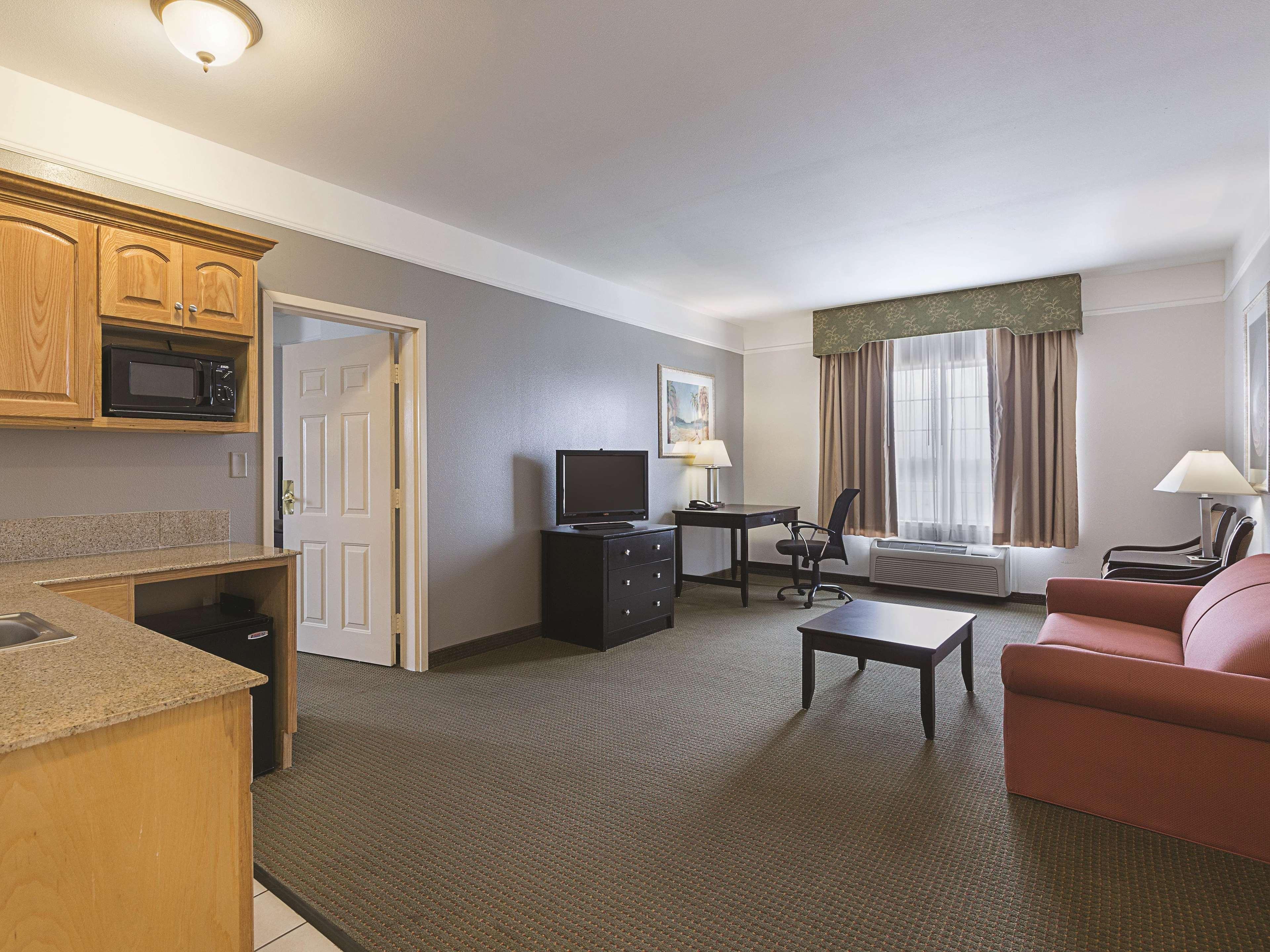 La Quinta By Wyndham Deer Park Ξενοδοχείο Εξωτερικό φωτογραφία